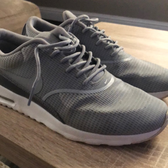 Nike Air Max Thea Size 8 - Picture 3 of 6